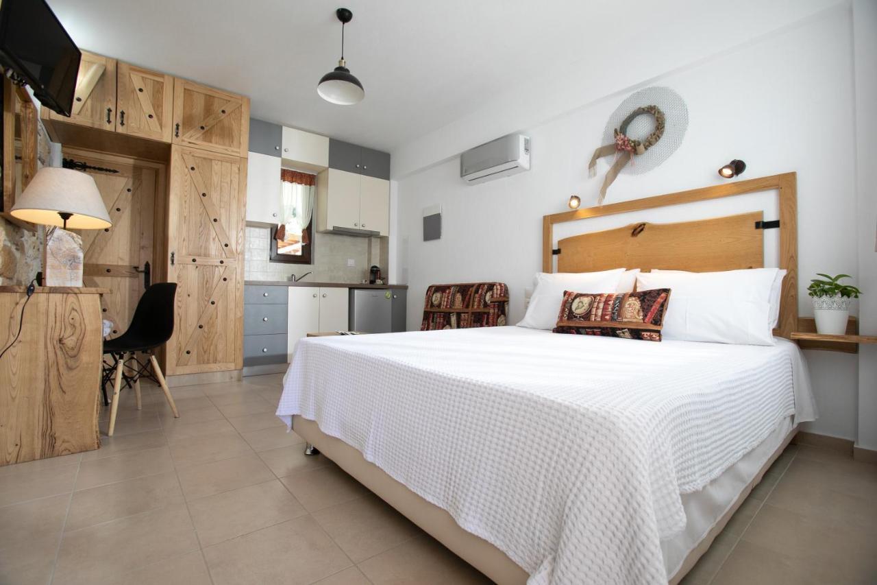 Agrielia Apartments Pefkochori Ngoại thất bức ảnh