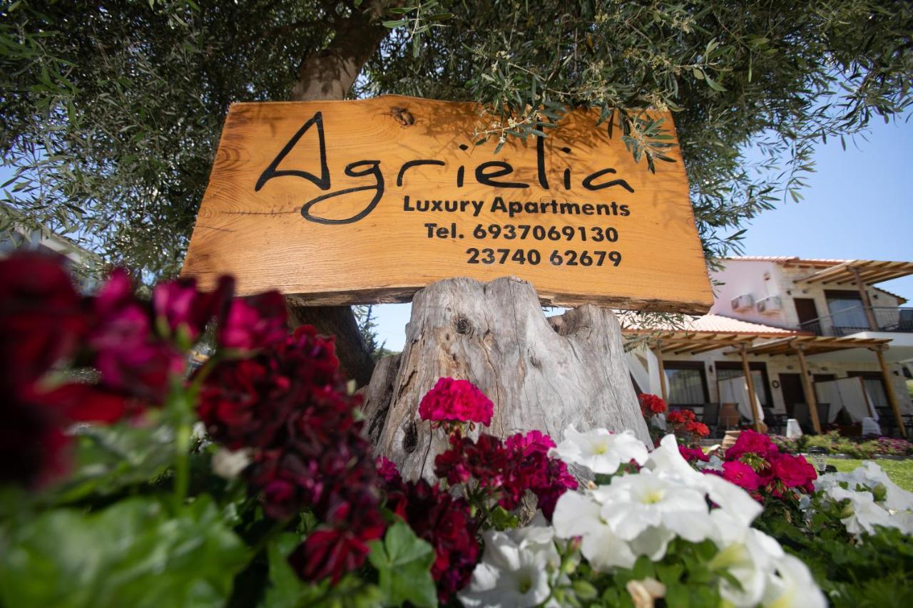 Agrielia Apartments Pefkochori Ngoại thất bức ảnh