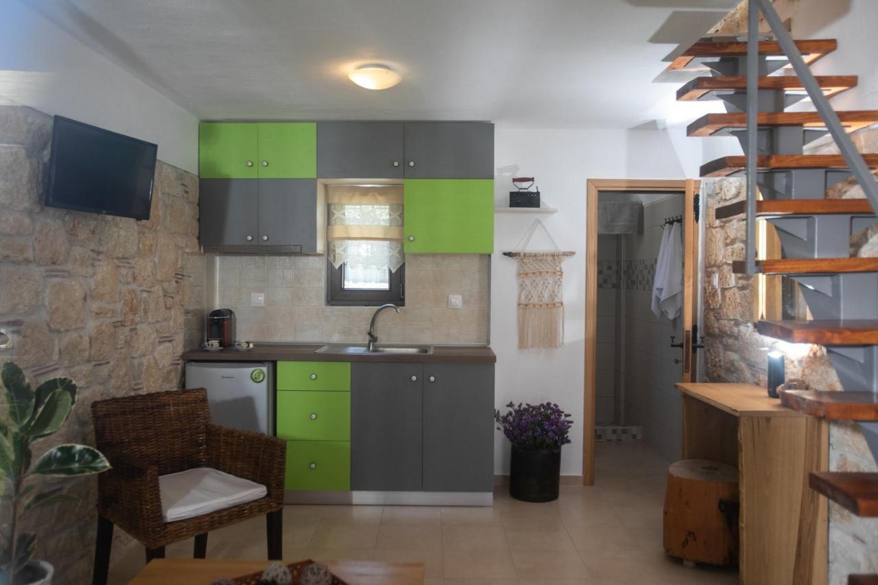 Agrielia Apartments Pefkochori Ngoại thất bức ảnh